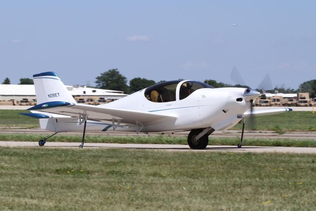 N28ET - Single-engine aircraft
