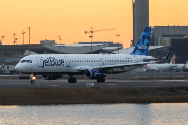 N944JT - Airbus