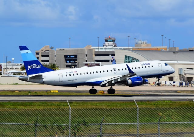 N239JB - Embraer