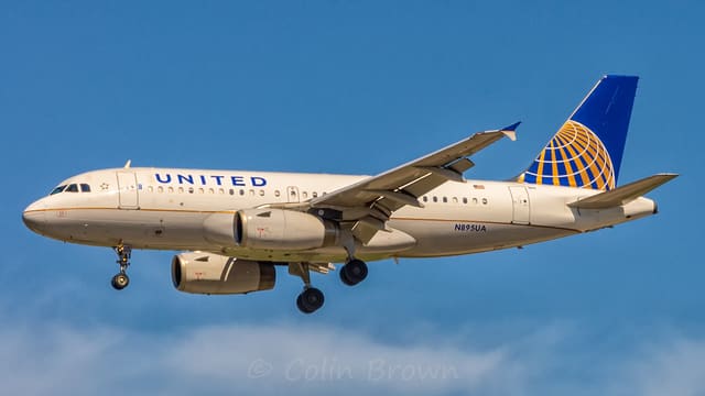 N895UA - Airbus