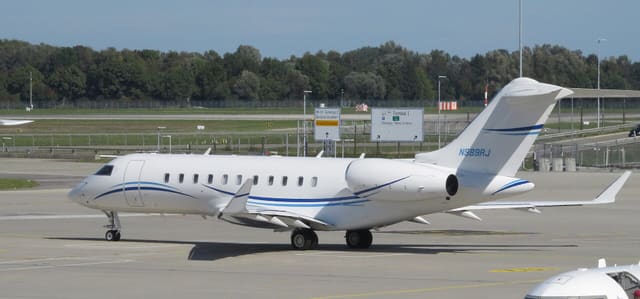 N989RJ - Business jet