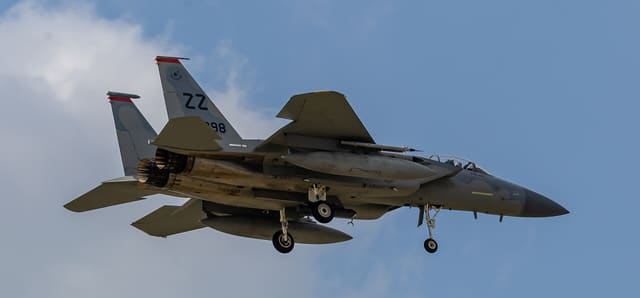  - Twin-engine aircraft