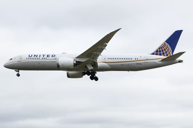 N27958 - Boeing