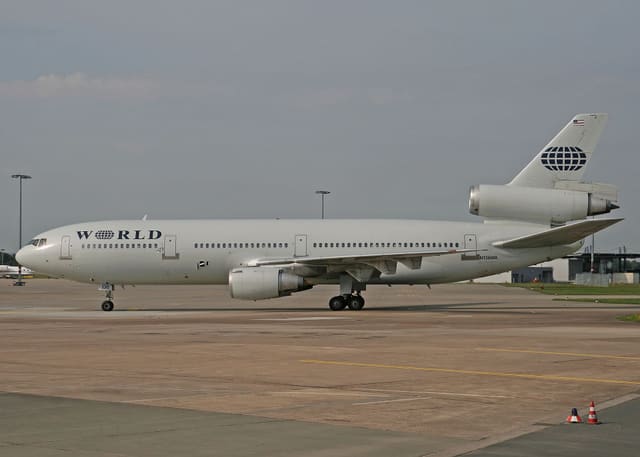 N136WA - Douglas