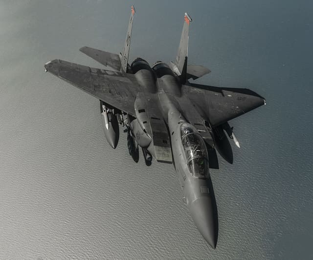 - Twin-engine aircraft