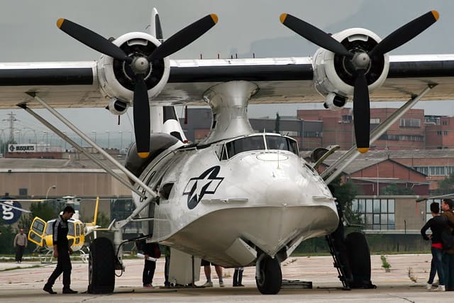  - Twin-engine aircraft