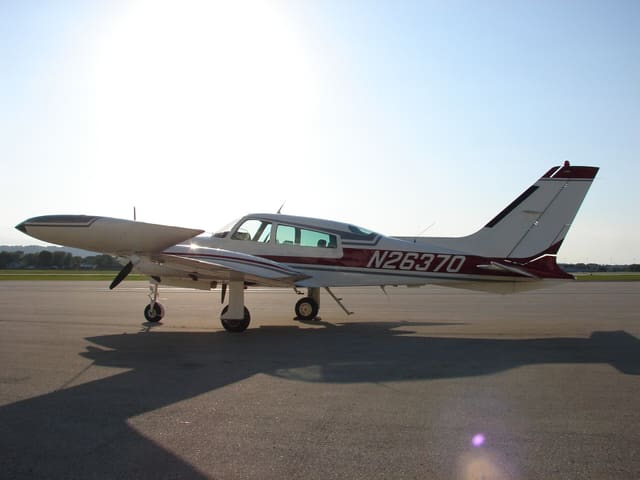 N26370 - Single-engine aircraft