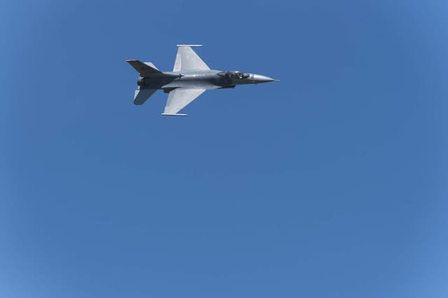  - Single-engine aircraft