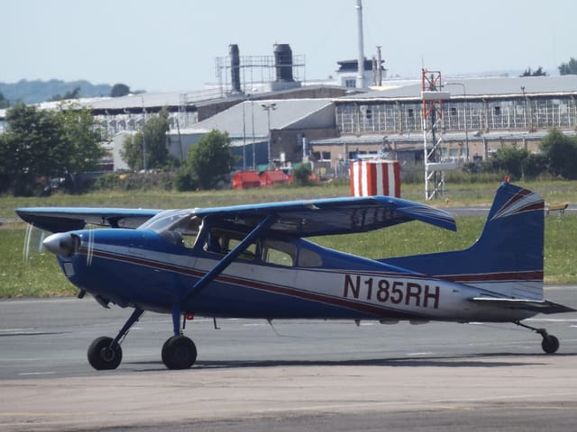 N185RH - Cessna