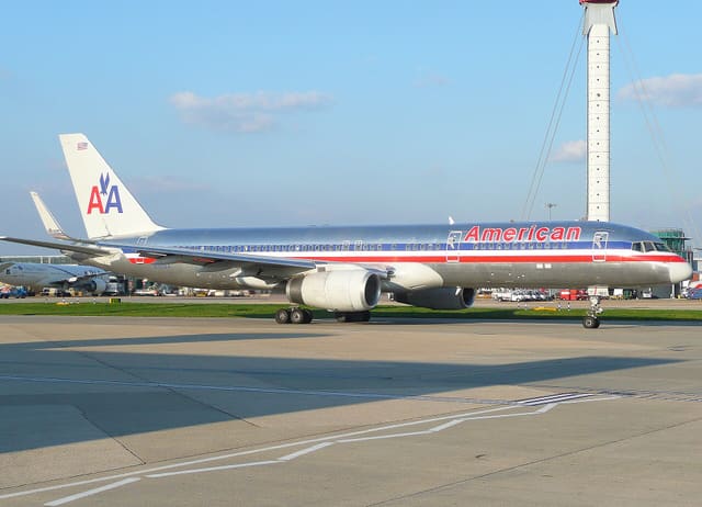 N190AA - Boeing