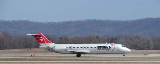 N9343 - Douglas