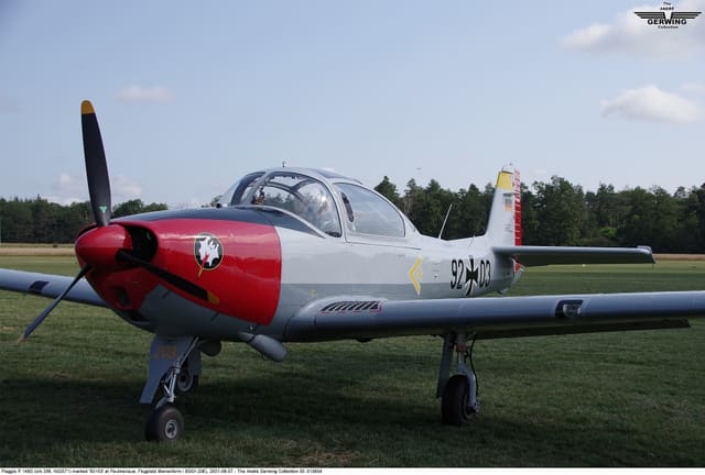 N52571 - Single-engine aircraft