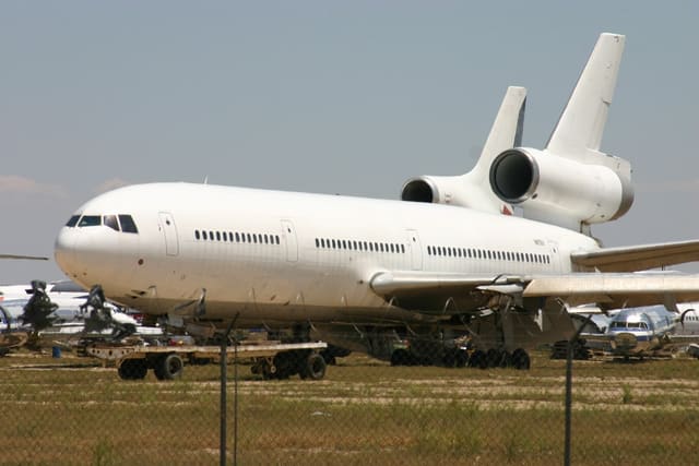 N856V - Douglas