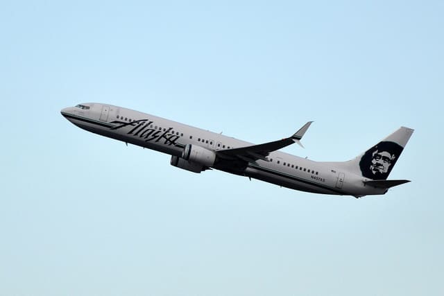 N407AS - Boeing
