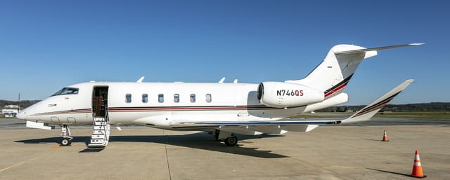 N746QS - Business jet