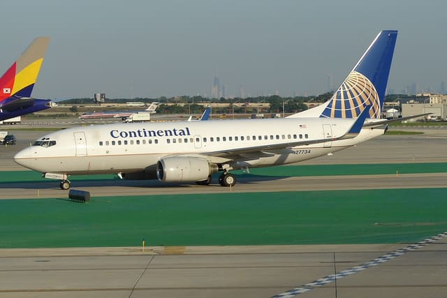 N27734 - Boeing