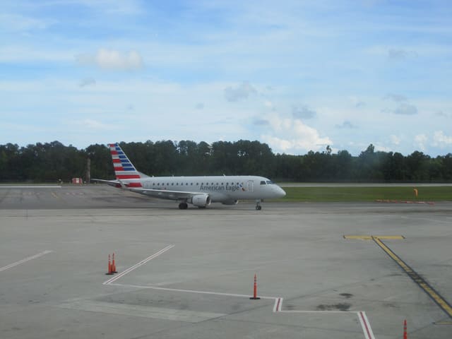N821MD - Embraer