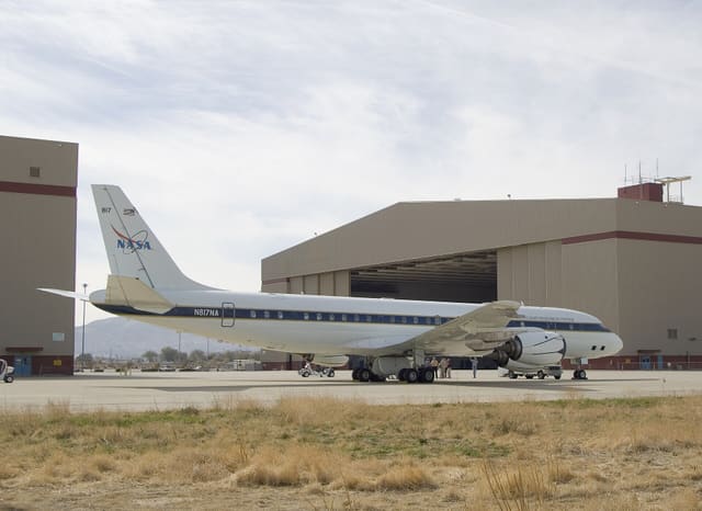 N817NA - Business jet