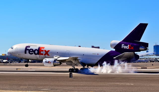 N318FE - Douglas