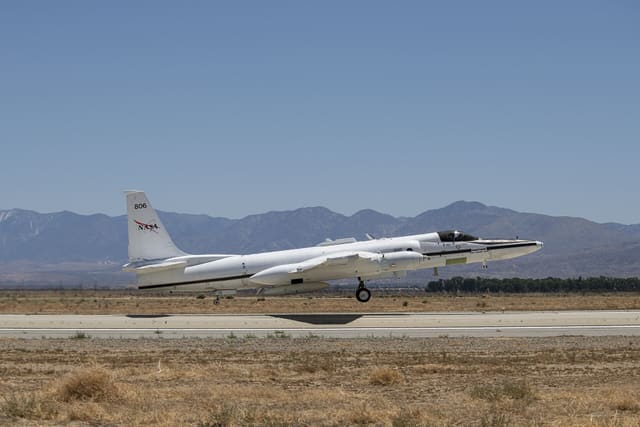 N806NA - Lockheed
