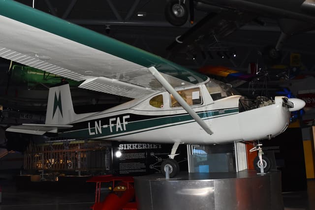 LN-FAF - Single-engine aircraft