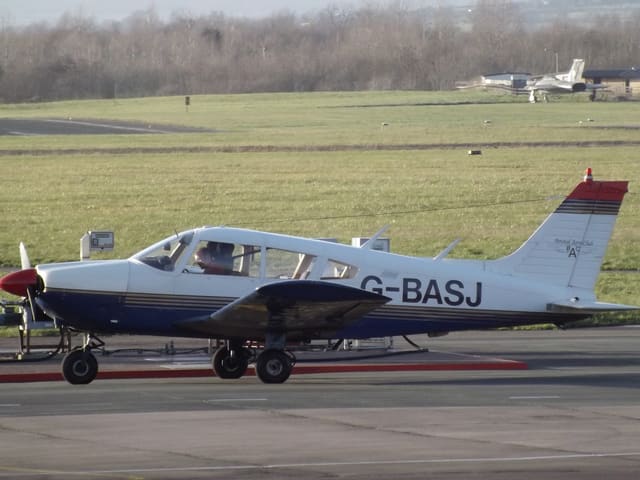 G-BASJ - Piper