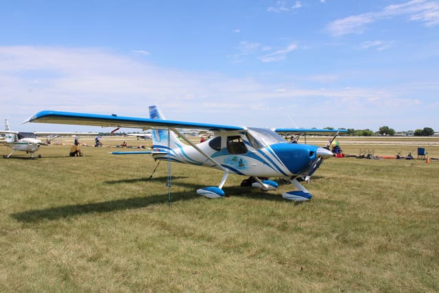 N19HL - Single-engine aircraft