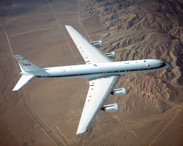 N817NA - Business jet