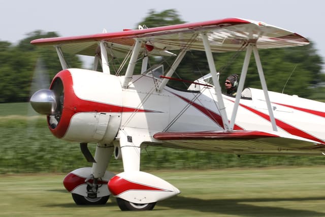N75697 - Single-engine aircraft
