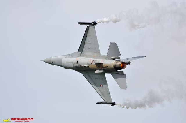 - Single-engine aircraft