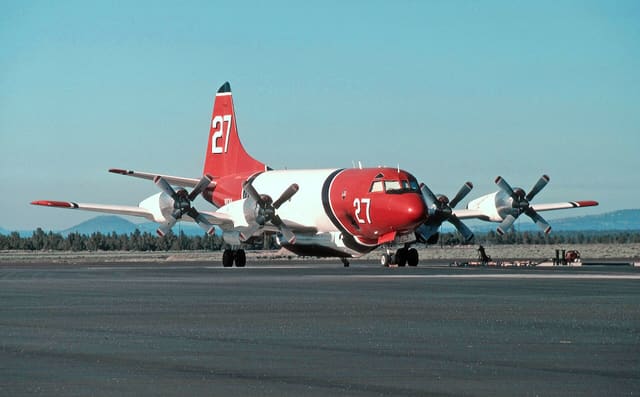 N927AU - Lockheed