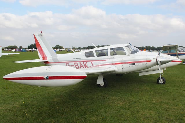 G-BAKJ - Piper