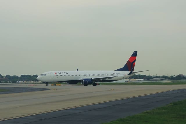 N833DN - Boeing