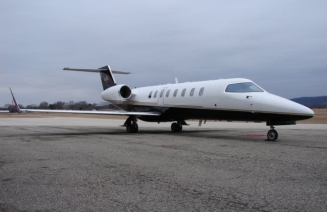 N334AF - Business jet