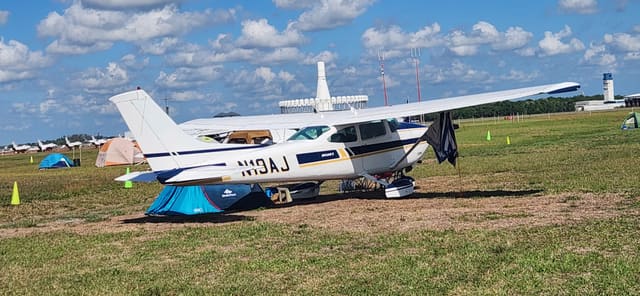 N19AJ - Cessna 182Q