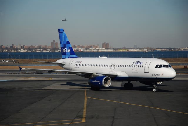 N729JB - Airbus