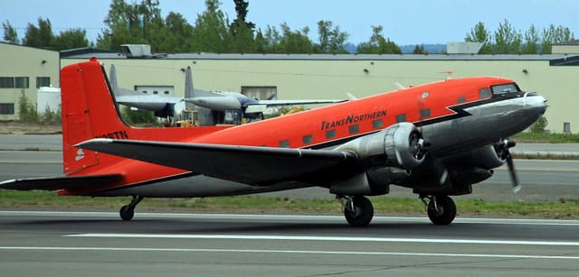 N28TN - Douglas