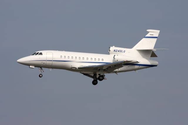 N240LG - Business jet