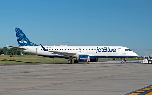N203JB - Embraer