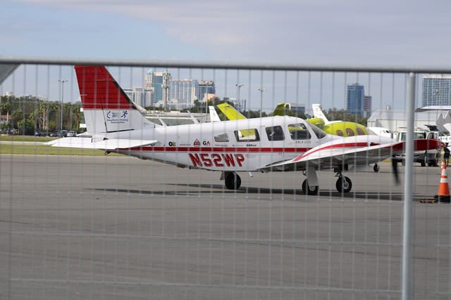 N52WP - Piper