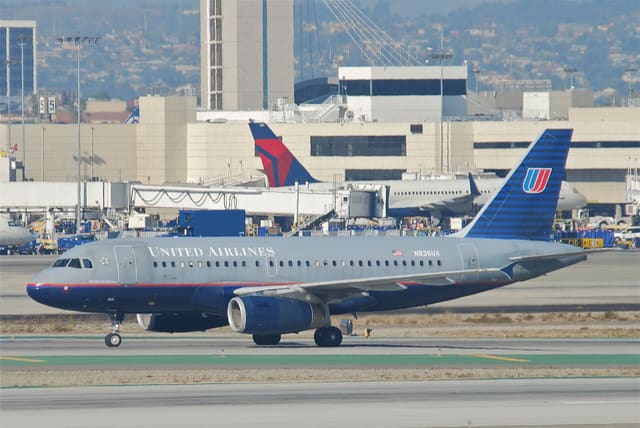N835UA - Airbus