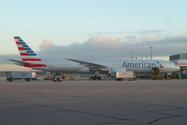 N723AN - Twin-engine aircraft