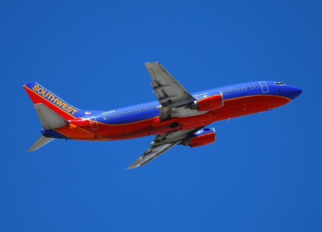 N323SW - Boeing