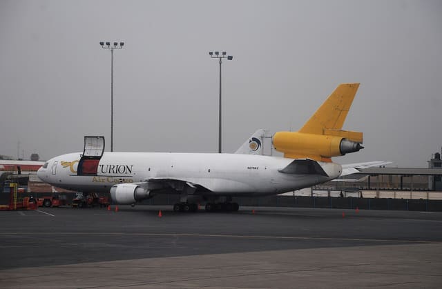 N279AX - Douglas