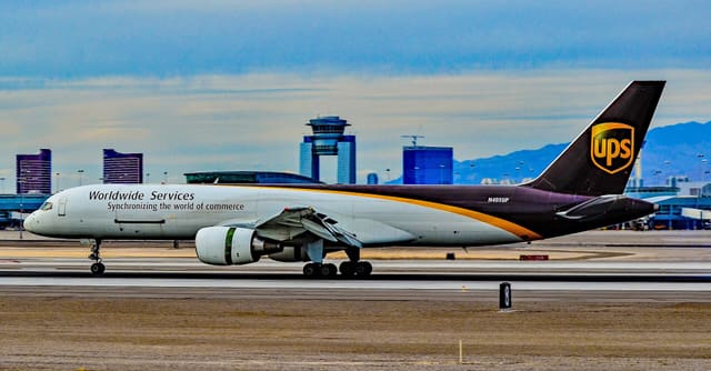N405UP - Boeing