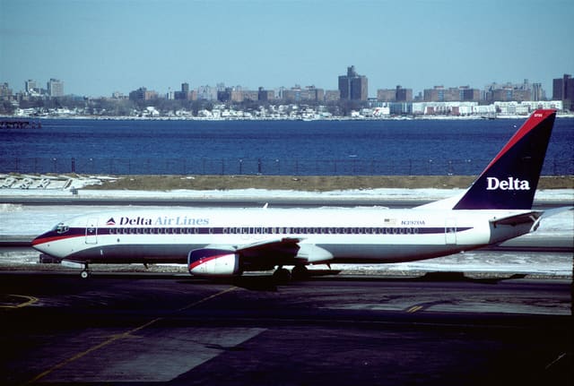 N392DA - Boeing