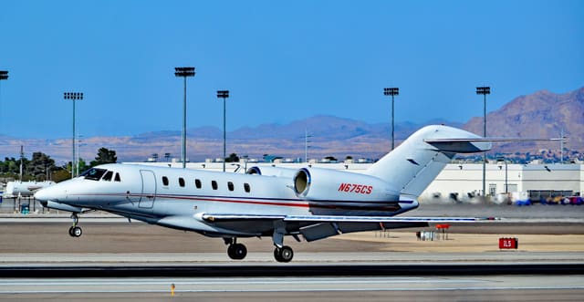 N675CS - Business jet