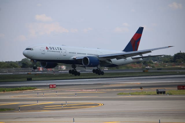 N860DA - Boeing