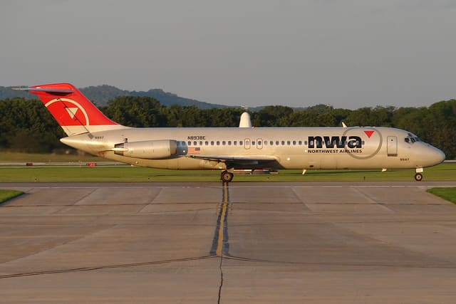 N8938E - Aircraft
