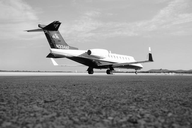N334AF - Business jet